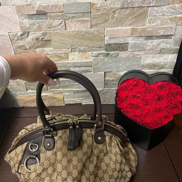 100% authentic Gucci Sukey canvas Crossbody bag‼️‼️‼️PRICE DROP ‼️‼️‼️ - Picture 7 of 7